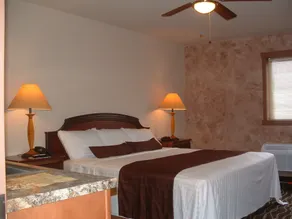 The Sunset Inn - Chambre