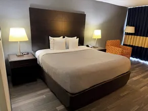 Quality Inn & Suites Banquet Center - Chambre