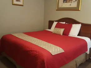 Niagara Inn & Suites - Chambre