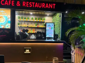 Mannat Residency - Restaurant