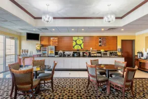 La Quinta by Wyndham Dodge City - Frühstücksbereich