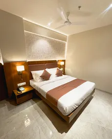 P K Unicorn Hotel And Banquet - Chambre