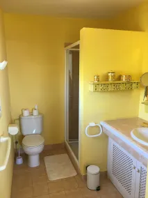 Carpe Diem - Bathroom