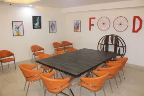 PLLAZIO Residency - Restaurant