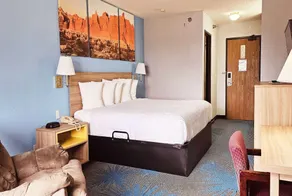 Days Inn by Wyndham Ozark Springfield - Habitación