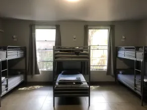 Noosa Flashpackers - Room