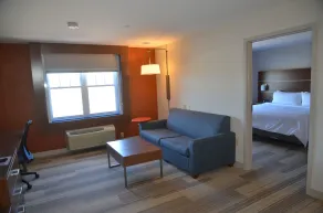 Holiday Inn Express & Suites Rochester by IHG - Chambre