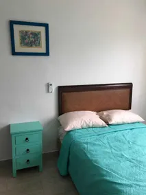Airport Sleepy Inn - Habitación