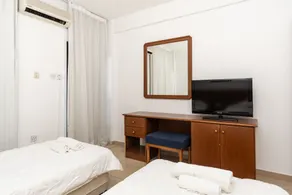 Flora Hotel Apartments - Room