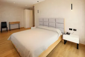 Grand White City Hotel - Chambre