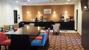 Days Inn by Wyndham Henryetta - Restaurant