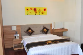 Sen Vàng Luxury Hotel - Quarto