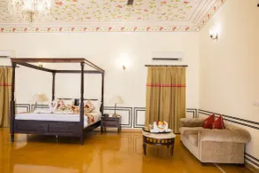The Desert Palace - Room