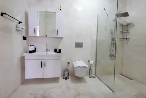 Yellow Stone House - Bathroom