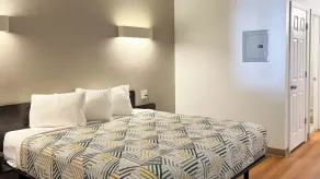 Motel 6-Greenville, SC - Zimmer