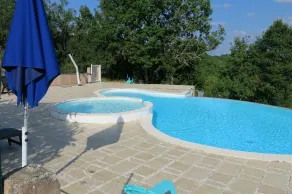 Logis Hotel La Bergerie Hôtel 3 étoiles Restaurant savoureux - Pool