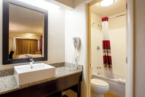 Red Roof Inn PLUS+ Pittsburgh East - Monroeville - Bad