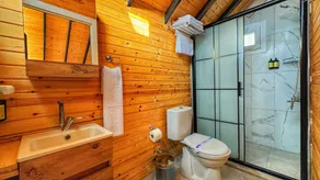 Luna Home Club - Bathroom