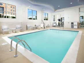 Hampton Inn by Hilton Wilmington Downtown - Piscine