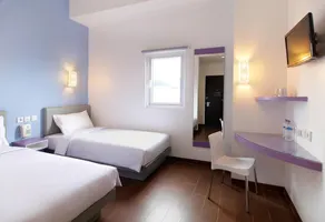 Amaris Hotel Pemuda Semarang - Room