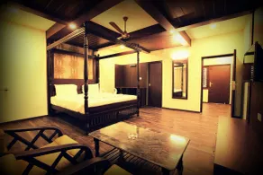 Summer House - Room