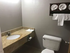 Studio 6 Suites Tupelo, MS - Salle de bain