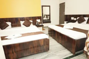 Hotel Sachidanand - Room