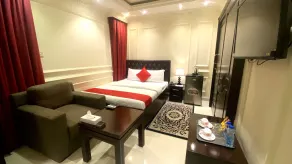 Majestic Hotel - Room