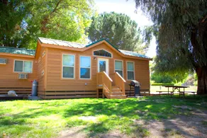 Morgan Hill Camping Resort Cabin 1 - Chambre