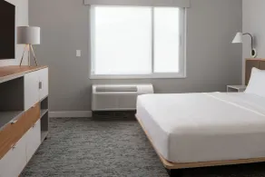 TownePlace Suites by Marriott Pensacola West I-10 - Room