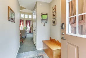 Spacious Condo w/ View < 1 Mi to Mtn Creek Resort! - Intérieur