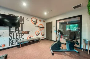 Hotel Lexen Newhall & Santa Clarita - Near Six Flags Magic Mountain - Salle de remise en forme