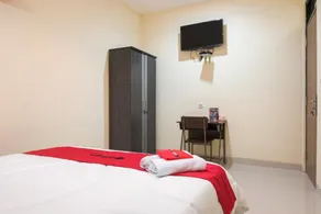 RedDoorz At Tebet Barat 2 - Habitación