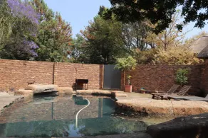 Khaya Africa Guesthouse - Pool