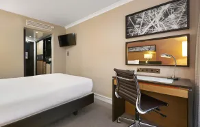 Hilton London Kensington - Room