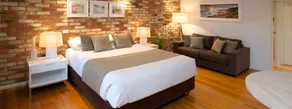 Sorrento Beach Motel - Room