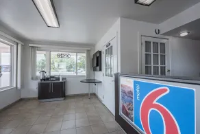 Motel 6-Fallon, NV - Lobby