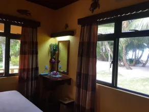 Anse Kerlan Beach Chalets - Room