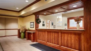 Best Western Plus Butterfield Inn - Réception
