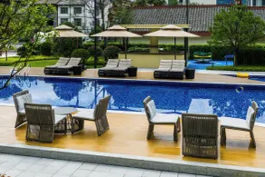 Hilton Garden Inn Zhangjiajie Wulingyuan - Piscina