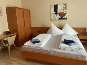 Weingut & Gästehaus Andreas Erz - Room