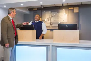Holiday Inn Express & Suites Wilmington-University Center by IHG - Réception
