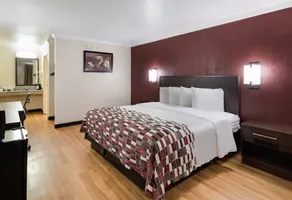 Red Roof Inn & Suites Commerce - Athens - Chambre