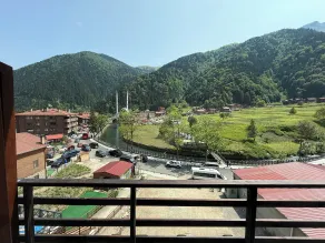 Mavro Uzungöl - Rom