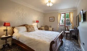 Ghan House - Room
