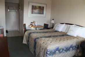 Good Night Inn - Room