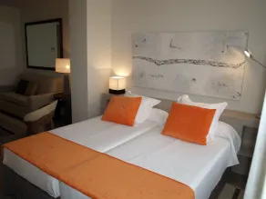 Eco Alcalá Suites - Chambre