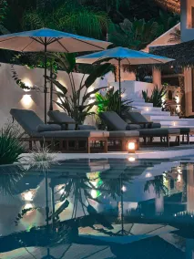 Vayu Retreat Villas - Pool