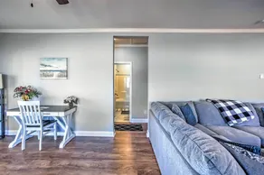 Ocean Isle Beach Escape - Centrally Located! - Intérieur