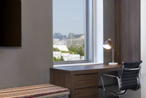 Aloft by Marriott Dubai Airport - Vue de la chambre
